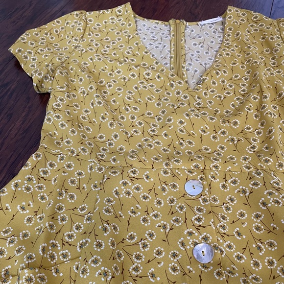 Yellow Spring Dress - Picture 2 of 2